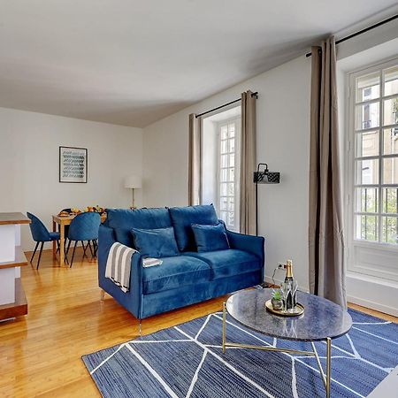 Champs-Elysees - 2Br With Balcony - Cityapartmentstay Paris Luaran gambar